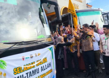 Lepas 461 Calon Jemaah Haji, Ini Harapan Walikota Ambon