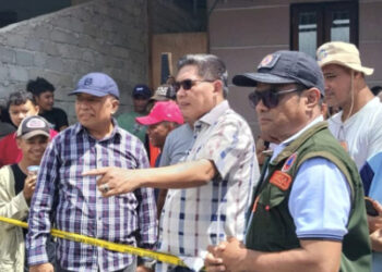 Walikota Ambon Bersama OPD Terkait Tinjau Lokasi Bencana Longsor
