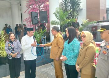 Pemkot Ambon Distribusikan 100 Hewan Kurban ke Masjid dan Warga