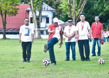 Walikota Ambon Buka Soekarno Cup U-17