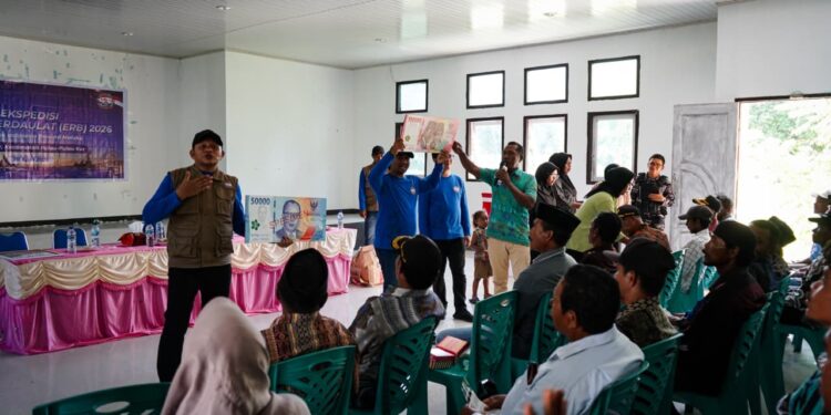 BI Maluku Hadir di Pulau Kur, Layani Penukaran Uang dan Pengobatan Gratis